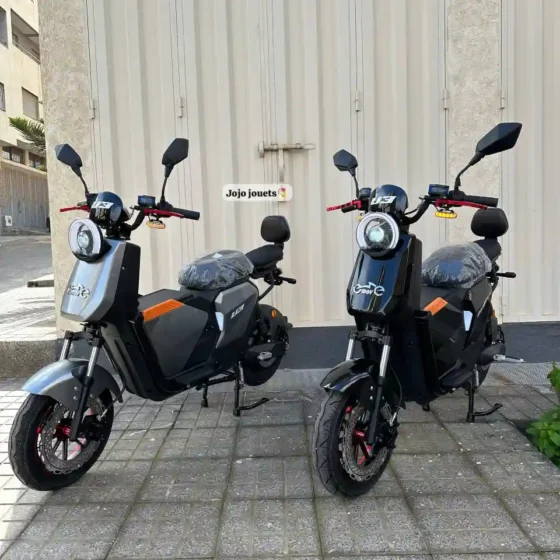 Vue 3 de MOTO ÉLECTRIQUE U3 PERFORMANCE 2000W - Emove