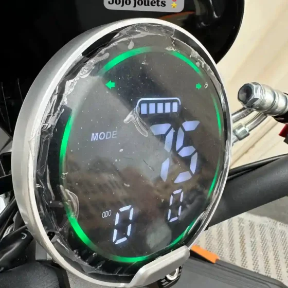 Vue 13 de MOTO ÉLECTRIQUE U3 PERFORMANCE 2000W - Emove