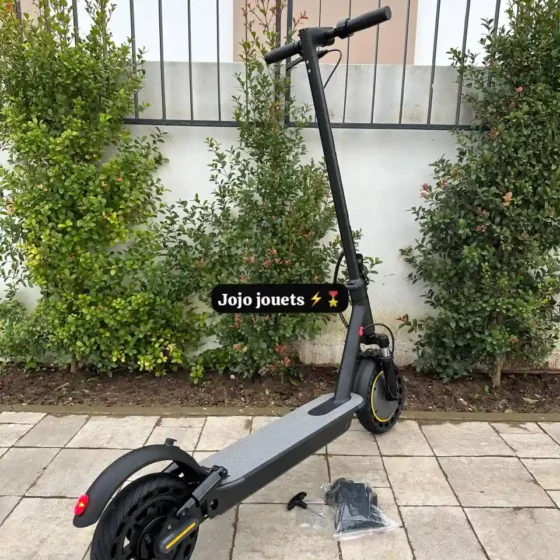 Vue 7 de Trottinette Électrique AOVOPRO Tmax - CADIILO