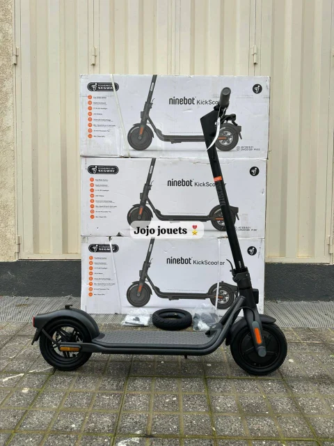 Vue 3 de Trottinette Électrique Ninebot F25E - SEGWAY