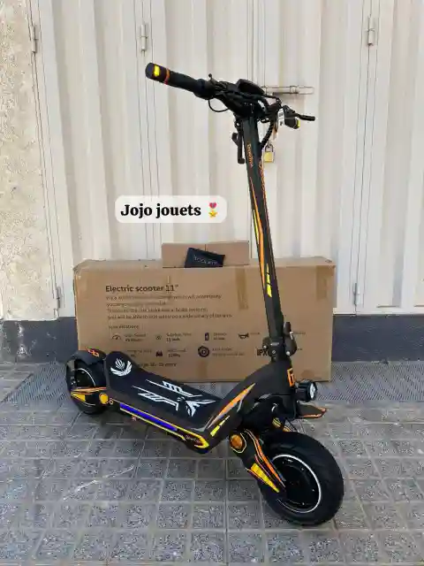 Vue 3 de Trottinette Électrique DRIVETRON DT06 60V