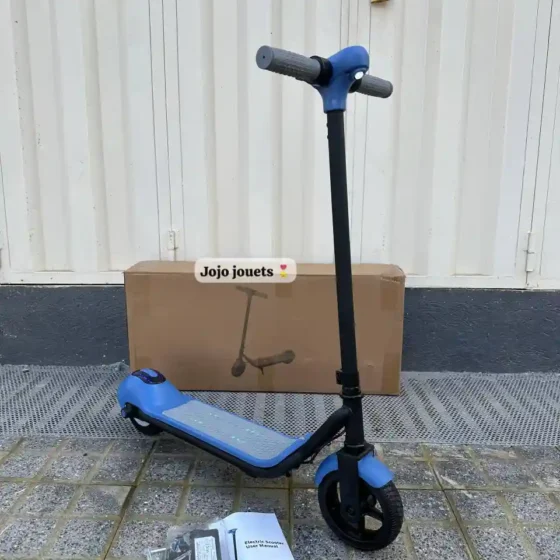 Vue 2 de Trottinette électrique pour enfants Phantom Bluetooth 24V