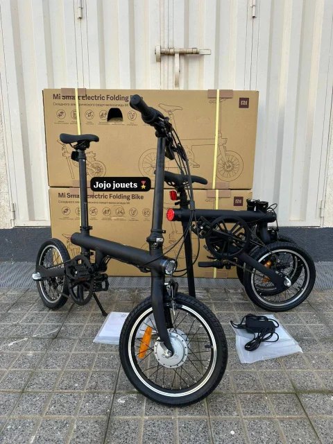 Vue 2 de Vélo électrique XIAOMI FOLDING BIKE