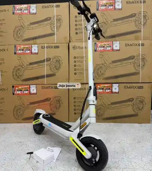 Vue 2 de Trottinette Électrique ROCK-I EMAX PRO