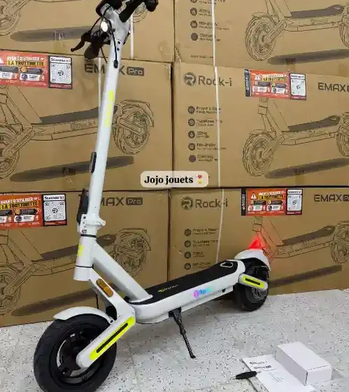 Vue 10 de Trottinette Électrique ROCK-I EMAX PRO